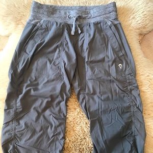 Girls Ivivva gray joggers